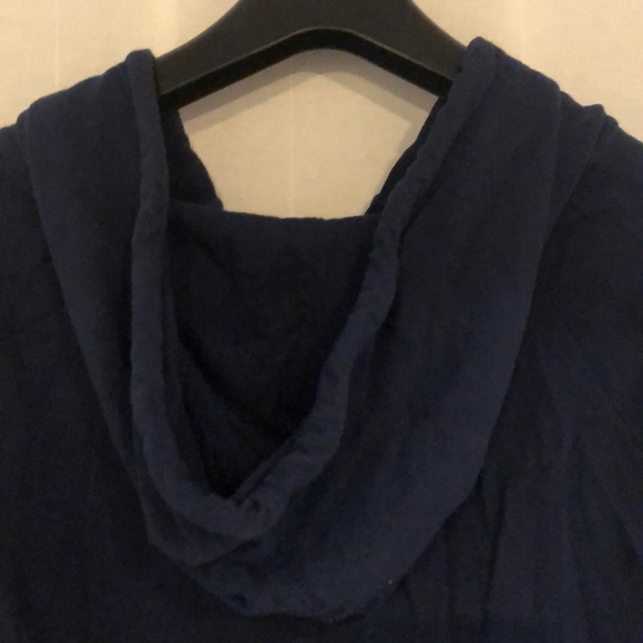 Cropped Navy Hoodie - Picture 3 of 3